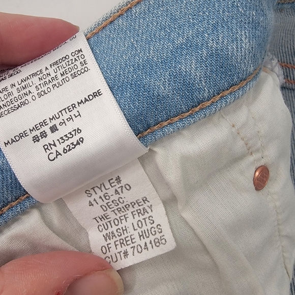 MOTHER The Tripper Fray Shorts Size 34 Lots of Hugs Light Wash Bleached Boho - Picture 11 of 16